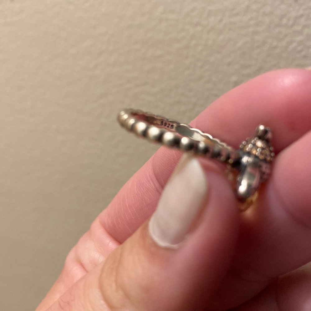 Queen Bee 🐝 👑 Ring - Picture 3 of 3